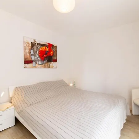 Ferienwohnung Parkidyll شقة شاربوتس